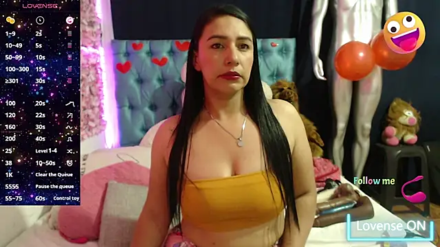 Snapshot of Cristal_cherry chatting on 03-11-25, 02:10 Cristal cherry online show from 03-11-25, 02:10