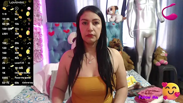 Snapshot of Cristal_cherry chatting on 09-22-25, 01:28 Cristal cherry online show from 09-22-25, 01:28