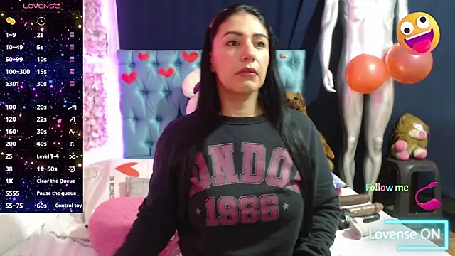 Snapshot of Cristal_cherry chatting on 03-20-25, 02:40 Cristal cherry online show from 03-20-25, 02:40