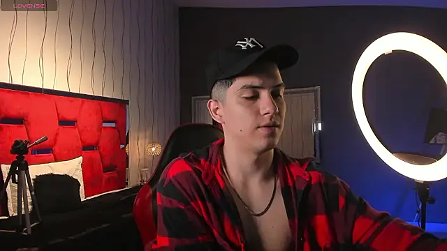 Brat  online show from 03-07-26, 06:35