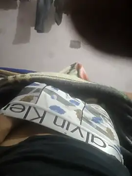 Veer555 online show from 12-16-25, 03:11