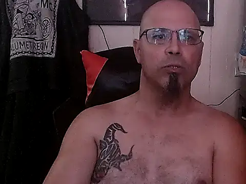 KrazyLegz online show from 09-14-25, 05:57