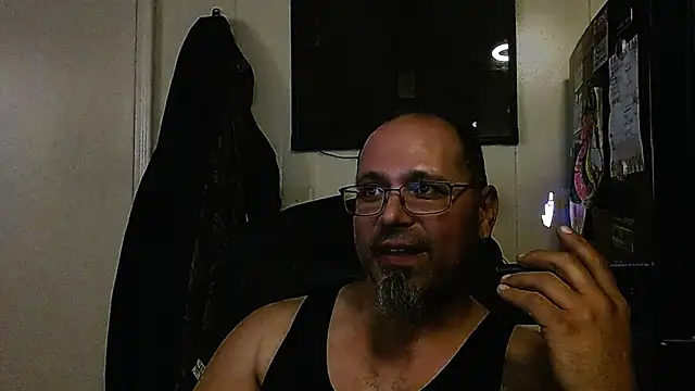 KrazyLegz online show from 11-16-25, 03:44