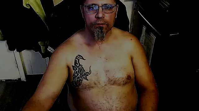 KrazyLegz online show from 11-21-25, 11:37