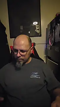 KrazyLegz online show from 01-11-26, 02:40