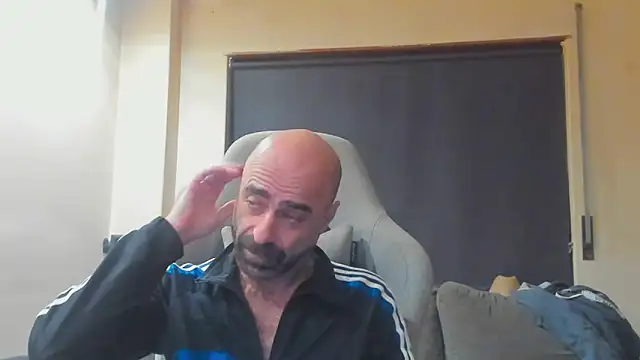 Bicopflirt online show from 11-14-25, 01:53