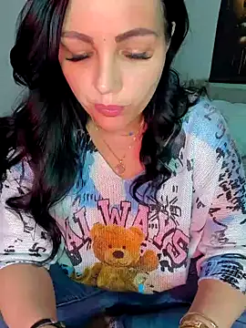 ReiyaRey online show from 02-04-26, 10:49