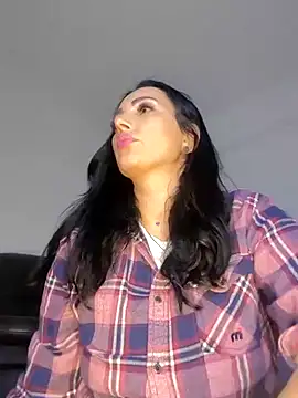 ReiyaRey online show from 10-23-25, 08:51