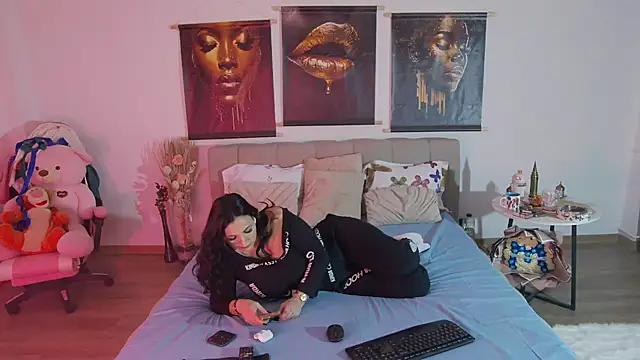 ReiyaRey online show from 02-11-26, 09:36