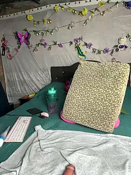 NinaGauther online show from 02-09-26, 02:15