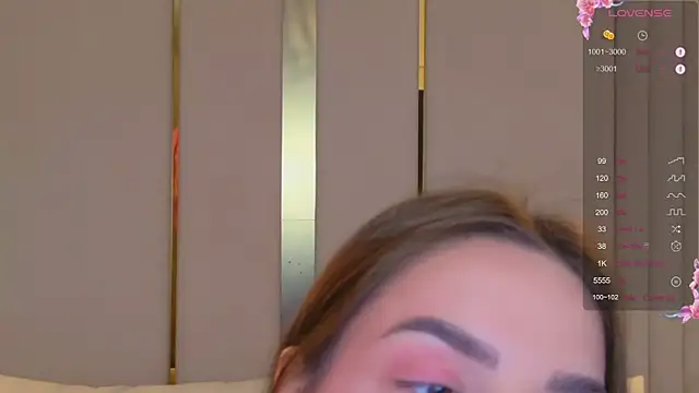 BellaHalles online show from 11-20-25, 06:14