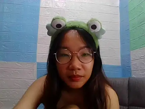 Snapshot of Nanoko chatting on 09-30-25, 01:28 Nanoko online show from 09-30-25, 01:28