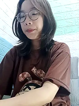 Nanoko online show from 04-18-26, 05:04