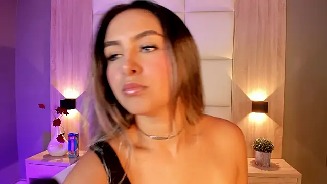 bella1207 online show from 06-10-26, 07:04