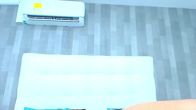 Snapshot of LeahMillerr chatting on 09-12-25, 12:16 LeahMillerr online show from 09-12-25, 12:16