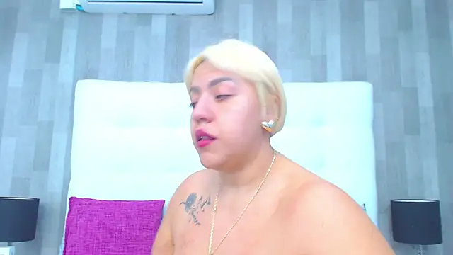 LeahMillerr online show from 02-02-26, 01:32