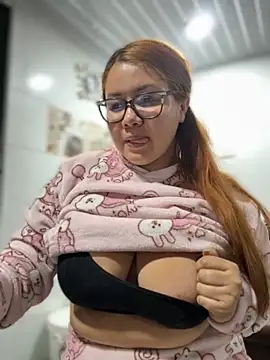 solecito 22 online show from 11-30-25, 03:07