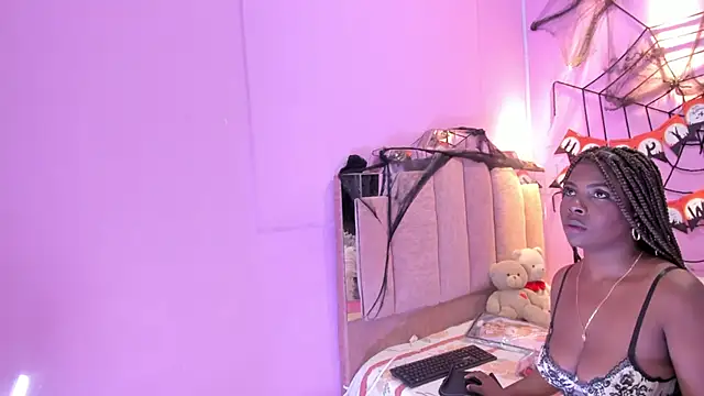 LoveQueen2 online show from 10-22-25, 11:42