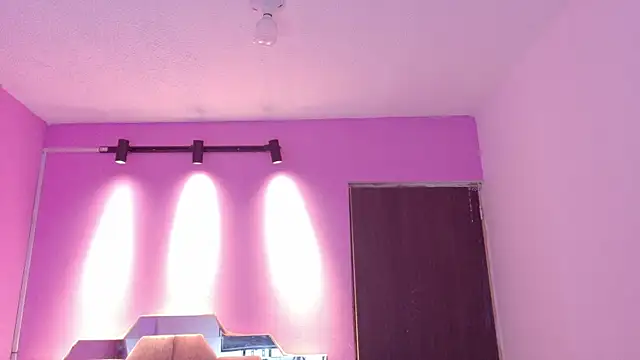 LoveQueen2 online show from 05-11-26, 11:44