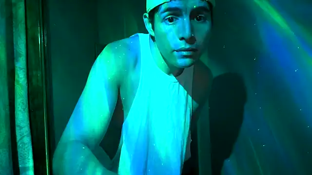 Snapshot of CloudyBoy_Toy chatting on 02-21-25, 11:01 CloudyBoy Toy online show from 02-21-25, 11:01