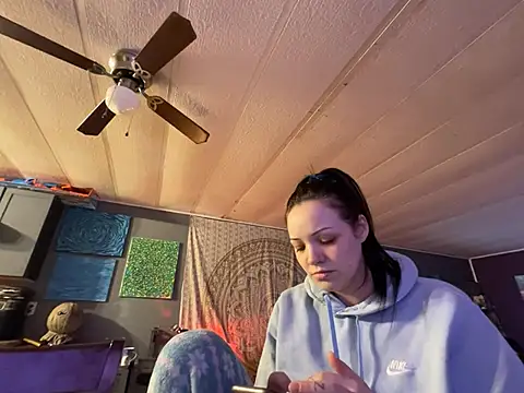 skinwalkingzombie online show from 02-10-25, 06:13