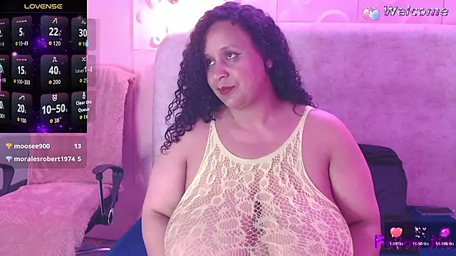 Snapshot of Danielaa_a chatting on 02-11-26, 12:54 Danielaa a online show from 02-11-26, 12:54