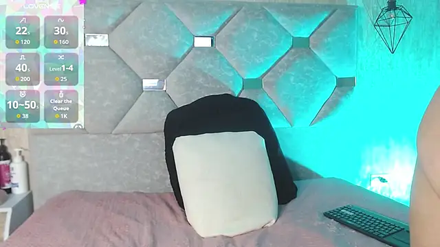 Danielaa a online show from 04-14-26, 12:15