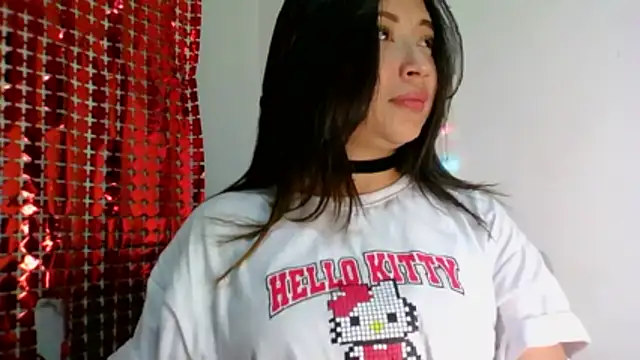 Snapshot of katherodriguezx chatting on 02-16-26, 12:20 katherodriguezx online show from 02-16-26, 12:20