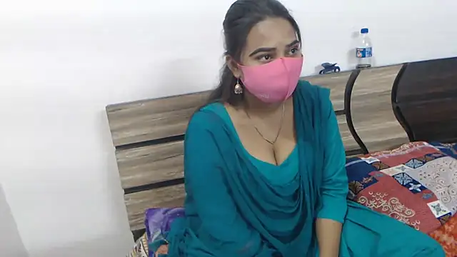 wildbabes online show from 07-18-26, 05:21