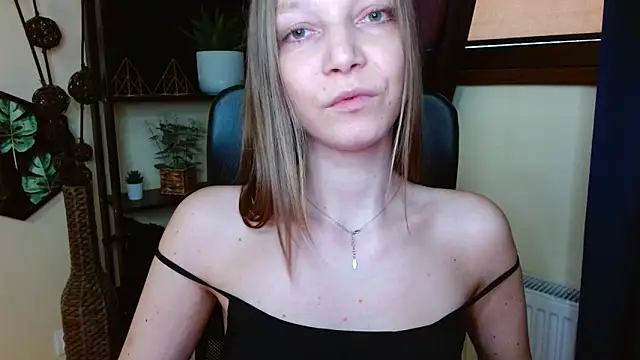 EmillyPlay online show from 03-28-26, 10:16