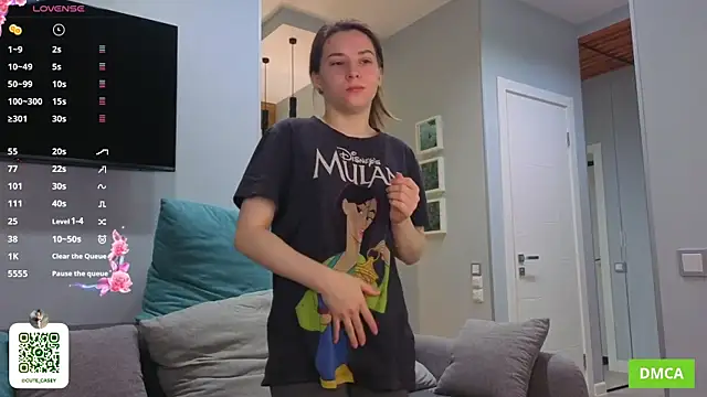 DonnaBurkee online show from 11-06-25, 04:05