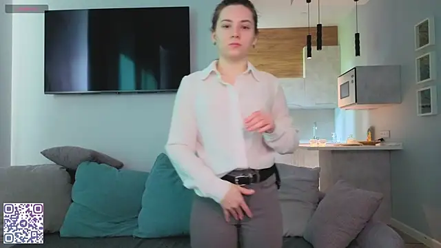 DonnaBurkee online show from 05-08-26, 04:05