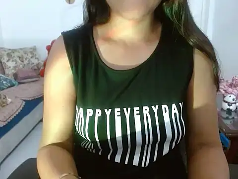 Snapshot of InayatSingh chatting on 04-28-26, 01:48 InayatSingh online show from 04-28-26, 01:48