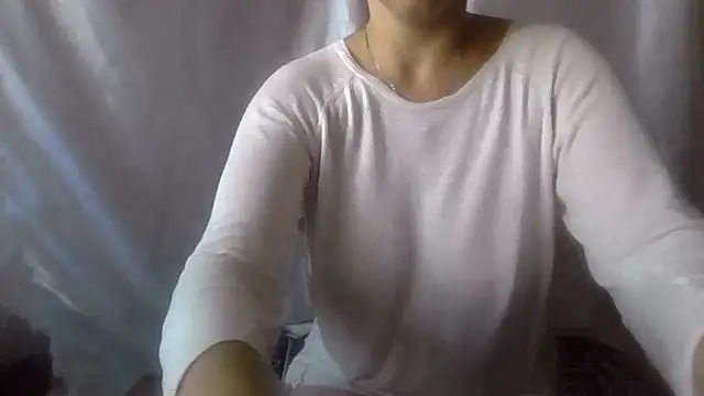 Snapshot of Burberrry_ chatting on 06-25-26, 04:32 Burberrry online show from 06-25-26, 04:32