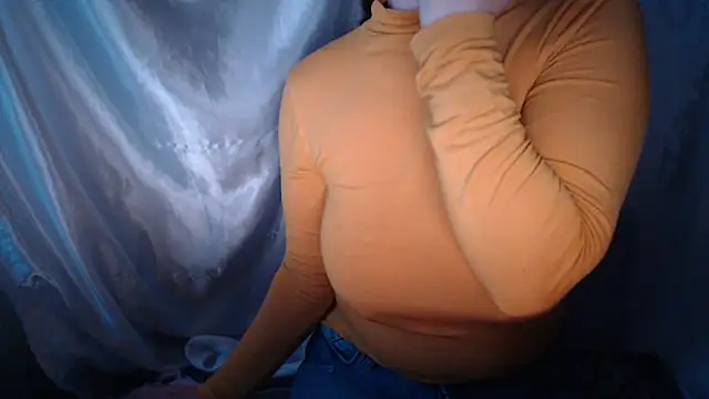 Burberrry  online show from 03-13-26, 04:34