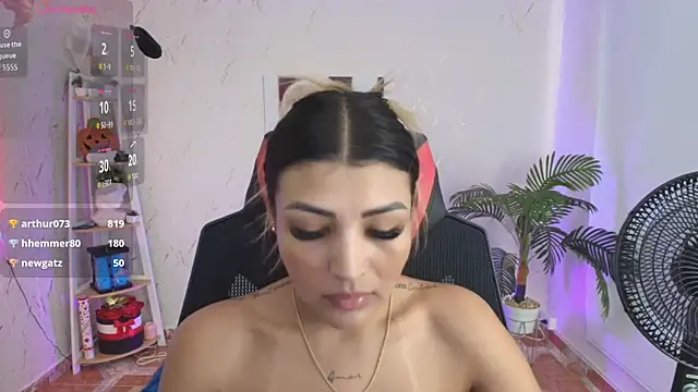 Snapshot of SALOOMEE__ chatting on 05-11-26, 04:04 SALOOMEE online show from 05-11-26, 04:04