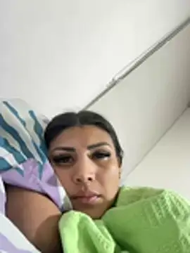 Snapshot of SALOOMEE__ chatting on 05-17-26, 02:44 SALOOMEE online show from 05-17-26, 02:44