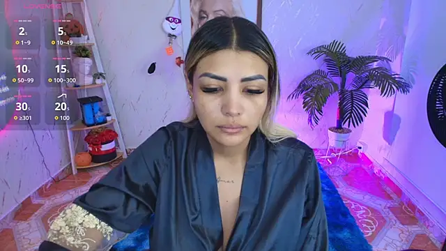 SALOOMEE   online show from 11-21-25, 10:36