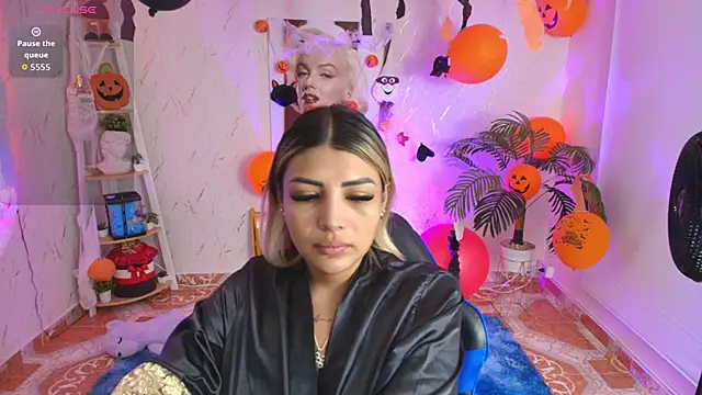 SALOOMEE   online show from 10-25-25, 11:31