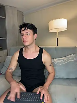 Snapshot of Alexxblue chatting on 02-17-26, 03:26 Alexxblue online show from 02-17-26, 03:26