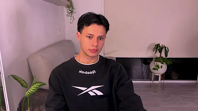 Alexxblue online show from 10-18-25, 02:24