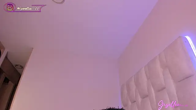 giselle js online show from 03-31-26, 08:33