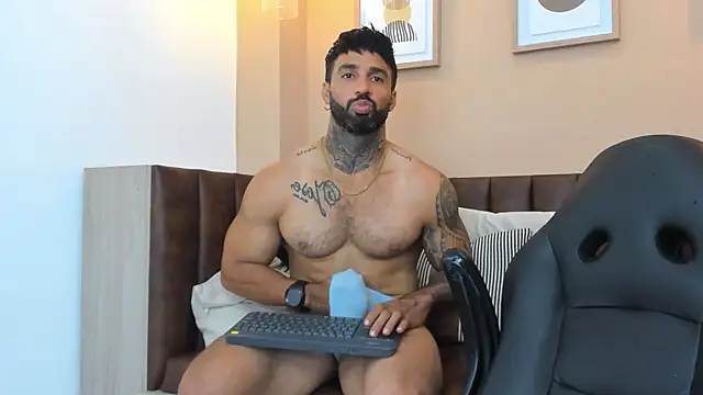 Snapshot of naugthy_dominant chatting on 02-10-25, 02:05 naugthy dominant online show from 02-10-25, 02:05