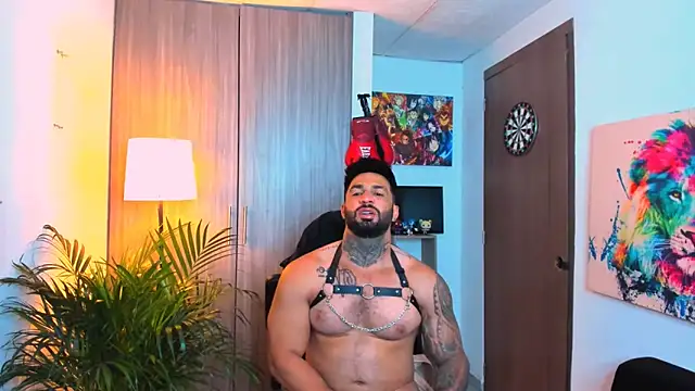 Snapshot of naugthy_dominant chatting on 10-09-25, 11:05 naugthy dominant online show from 10-09-25, 11:05