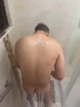 Snapshot of Nicolds14 chatting on 04-13-26, 11:53 Nicolds14 online show from 04-13-26, 11:53