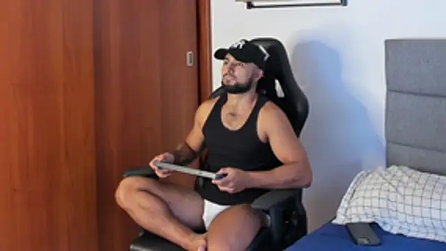 ethaanjones online show from 11-24-25, 08:20