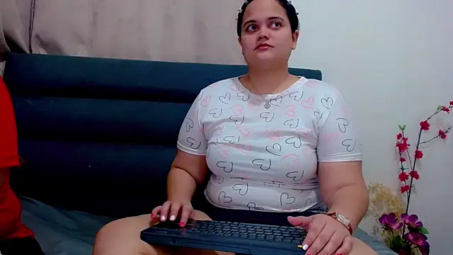 brunnette hot online show from 02-15-26, 10:58