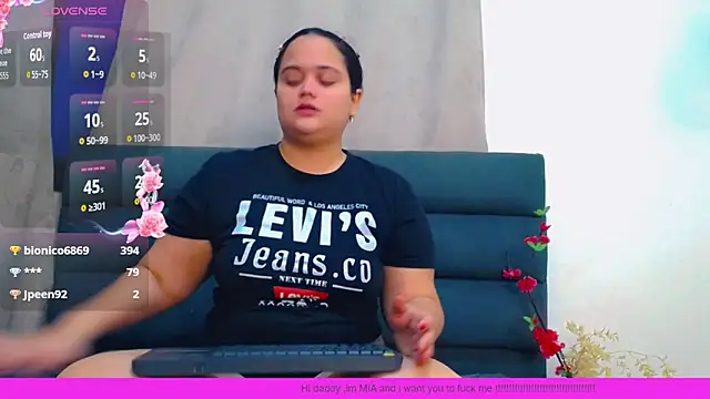 brunnette hot online show from 03-16-26, 10:52