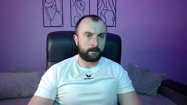 brindlefly6969 online show from 04-11-26, 10:30