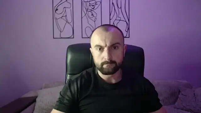 brindlefly6969 online show from 12-04-25, 11:42